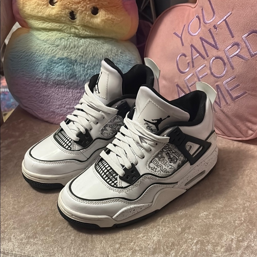 Jordan 4 DIY White and Black Sneakers! Size 4YOUTH (5.5 women's)